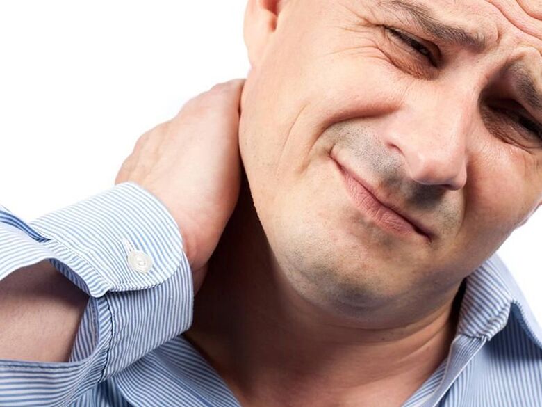Severe neck pain is a sign of the third stage of cervical osteochondrosis